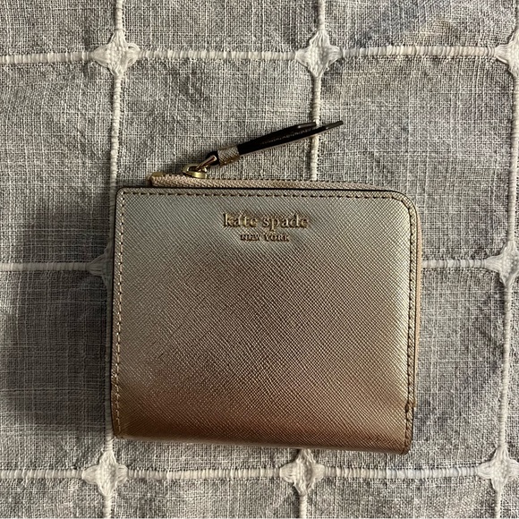 Rose Gold Kate Spade Wallet - Picture 1 of 3